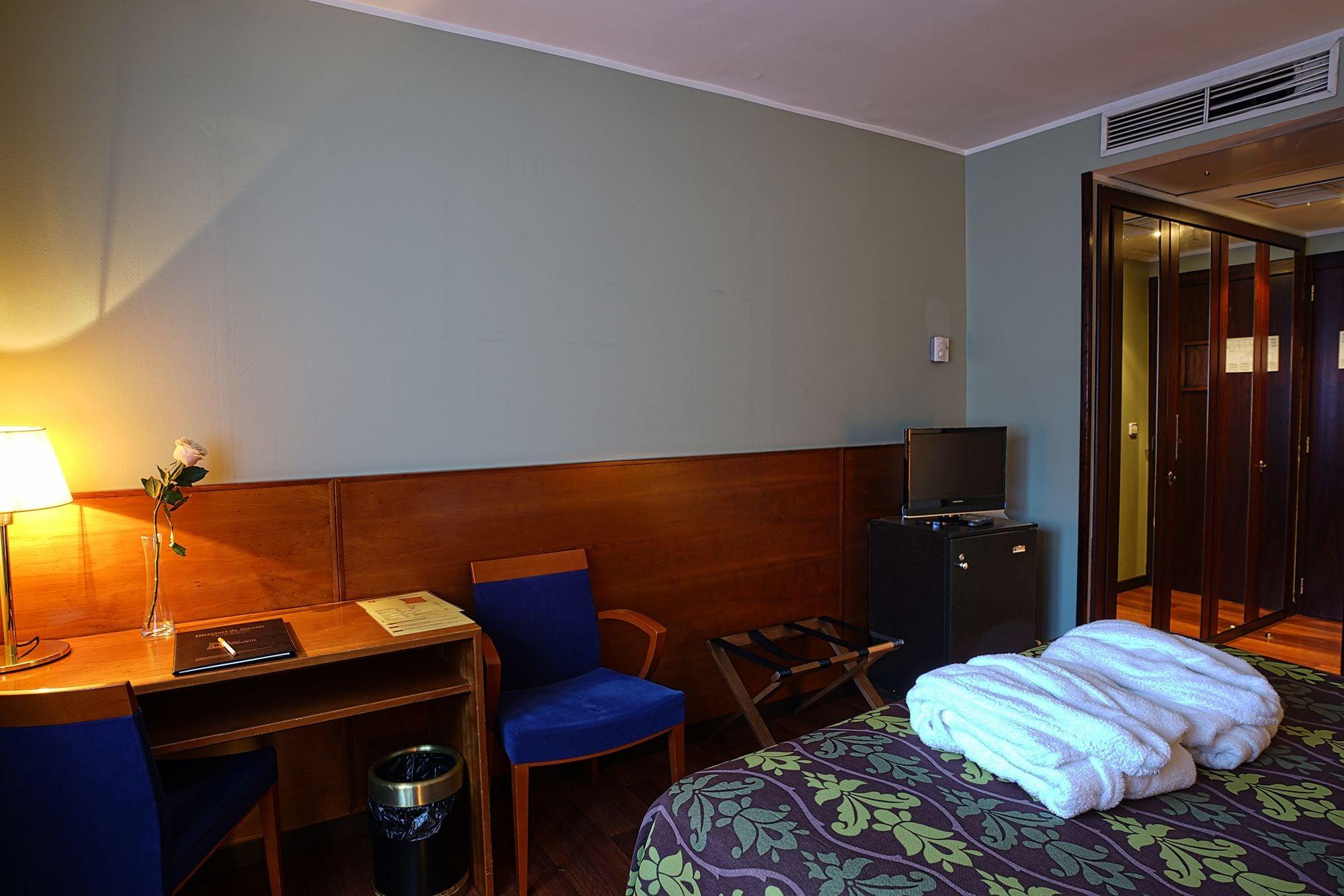 Zenit Diplomatic Hotel Andorra la Vella Exterior photo