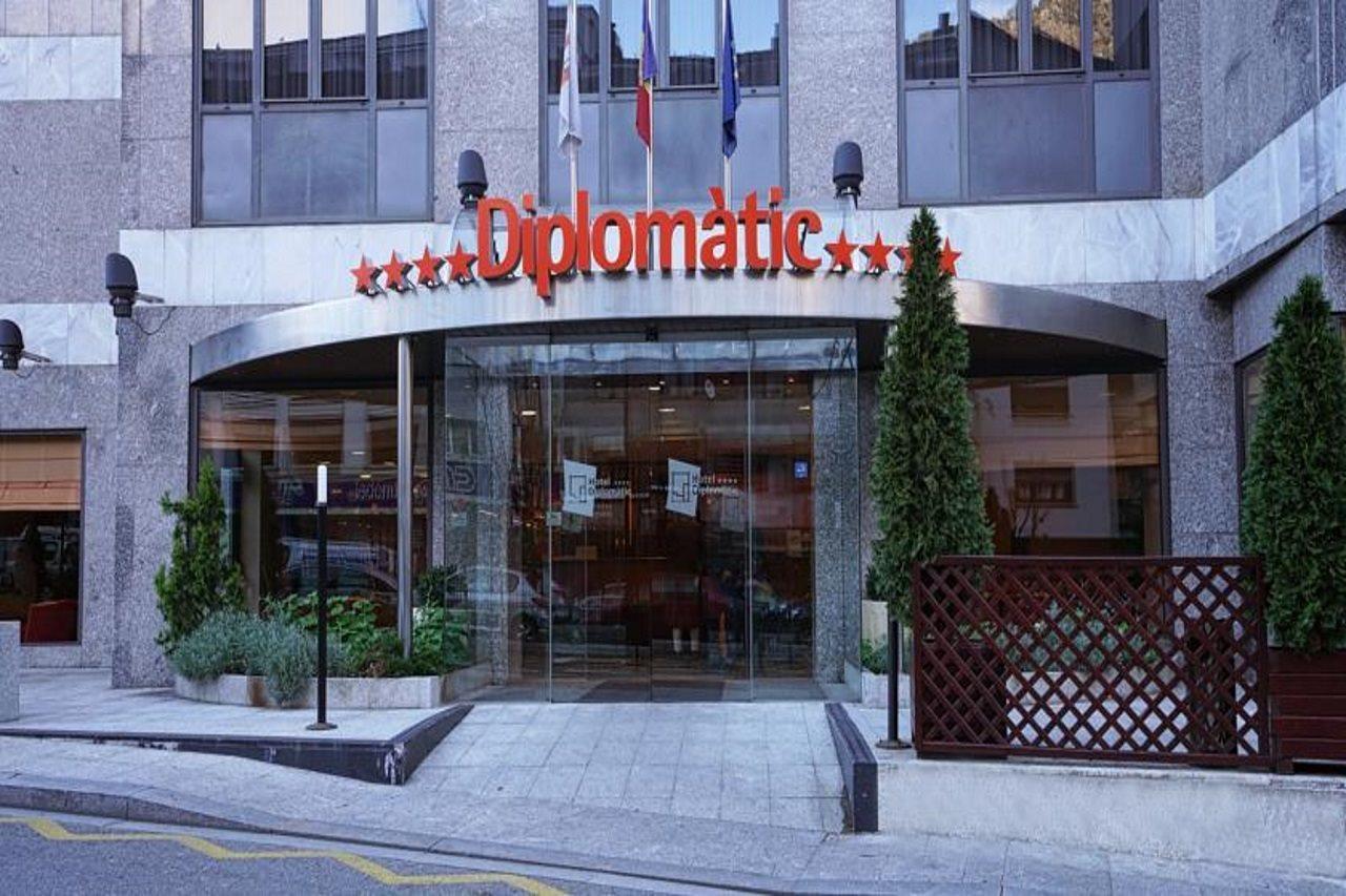 Zenit Diplomatic Hotel Andorra la Vella Exterior photo