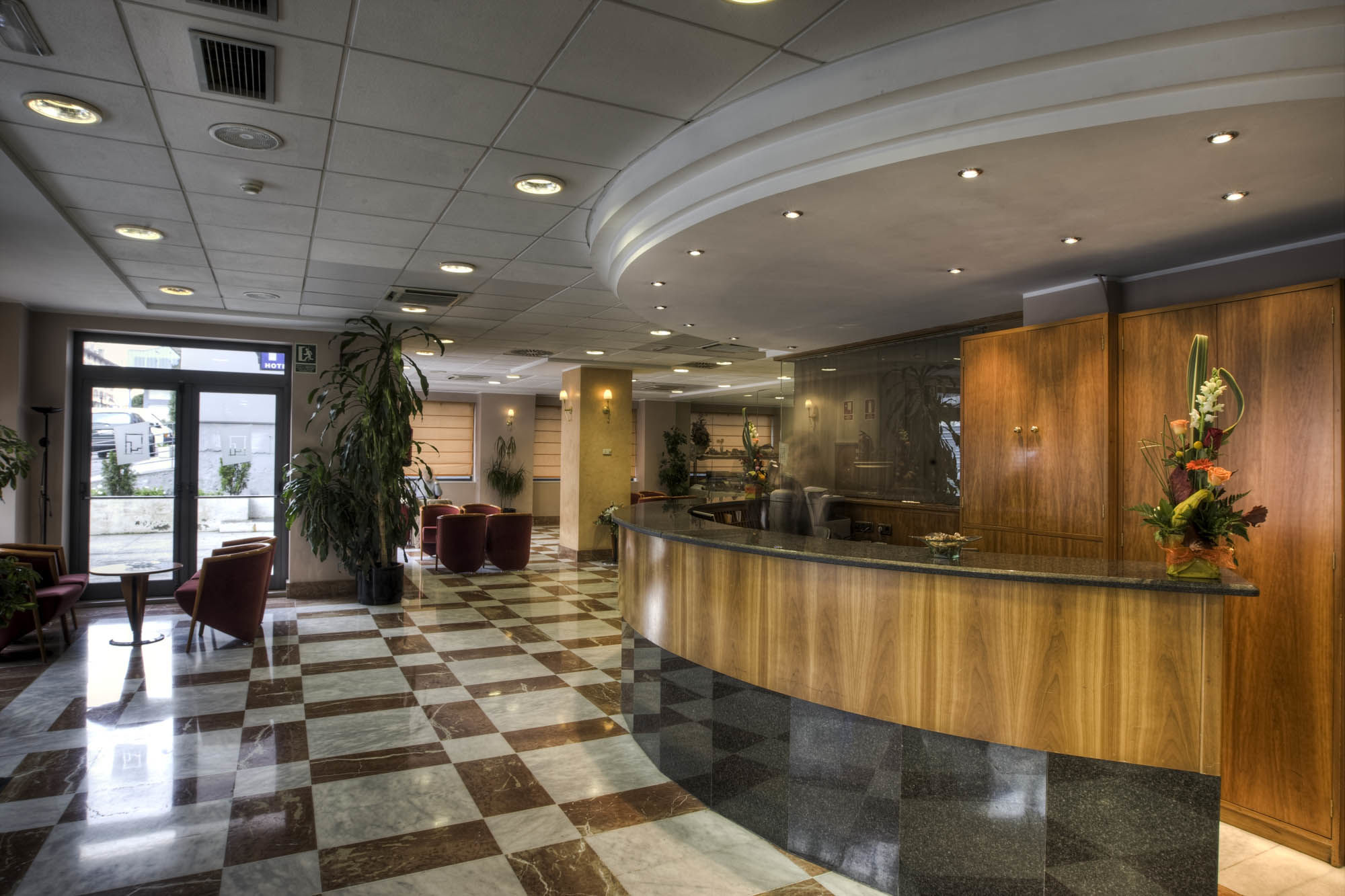 Zenit Diplomatic Hotel Andorra la Vella Exterior photo